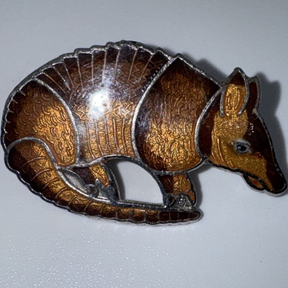 Banded Armadillo Enamel Lapel Pin Silver Tone Metal Brown Armor Pinback 1.5 x 1”